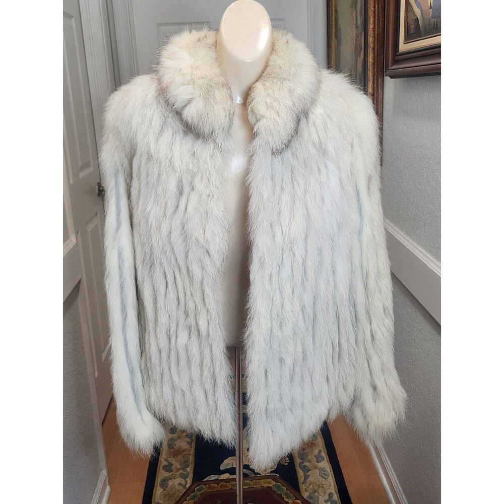 Women's Scandinavian Blue Fox Fur Coat Jacket Made In Hong Kong Size Large White